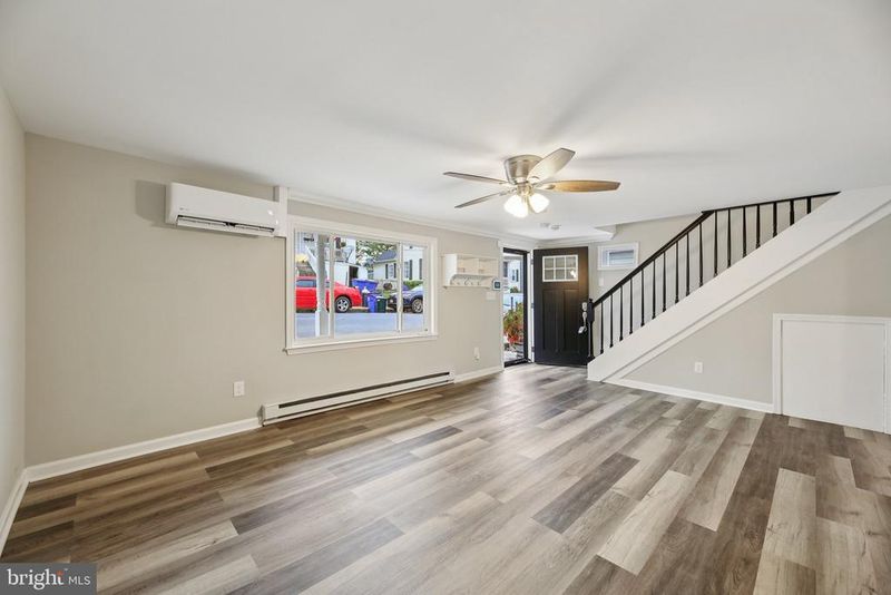 16 E C St, Brunswick, MD 21716