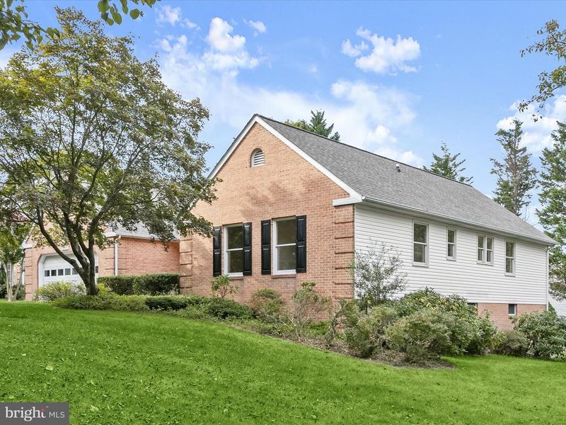 2515 Ashbrook Dr W, Ellicott City, MD 21042
