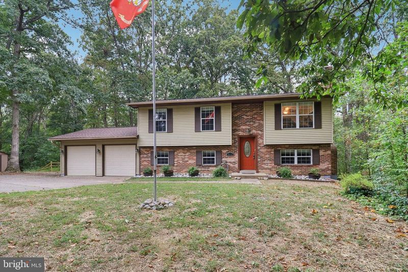 18032 Tebbs Ln, Dumfries, VA 22026
