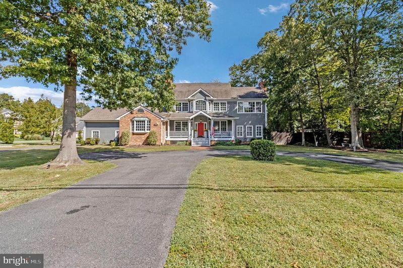 4106 Ferry Landing Rd, Alexandria, VA 22309