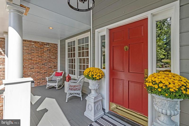 4106 Ferry Landing Rd, Alexandria, VA 22309