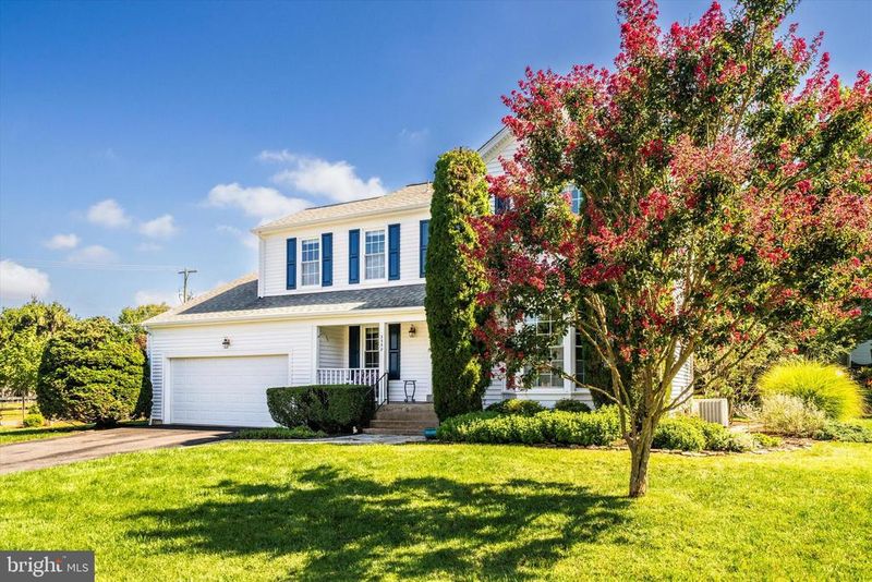 3559 Plum Dale Dr, Fairfax, VA 22033