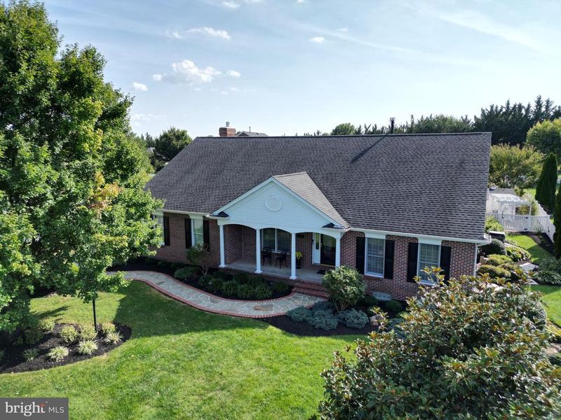 8213 Skipwith Dr, Frederick, MD 21702