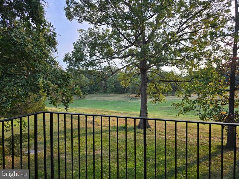 2180 Golf Course Dr, Reston, VA 20191