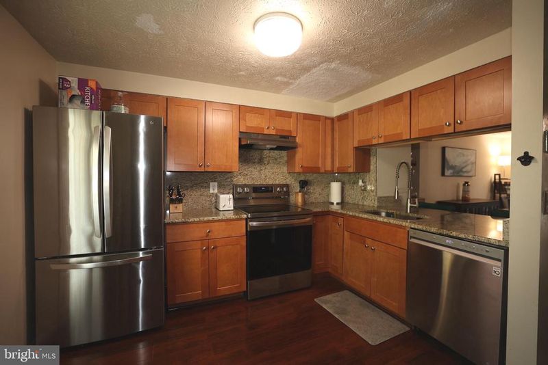 1939 Belmont Ridge Ct, Reston, VA 20191