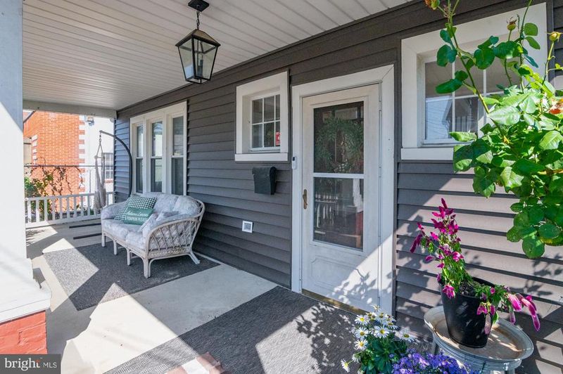 311 Brunswick St, Brunswick, MD 21716
