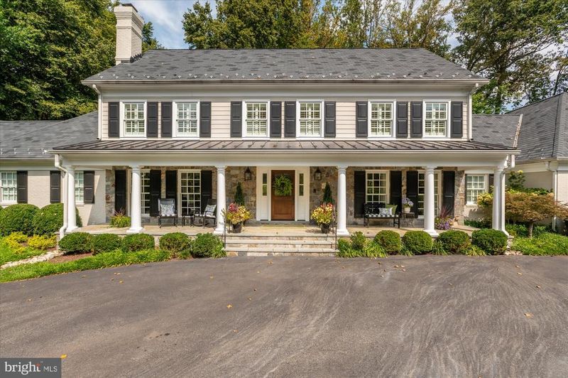 9921 New London Dr, Potomac, MD 20854