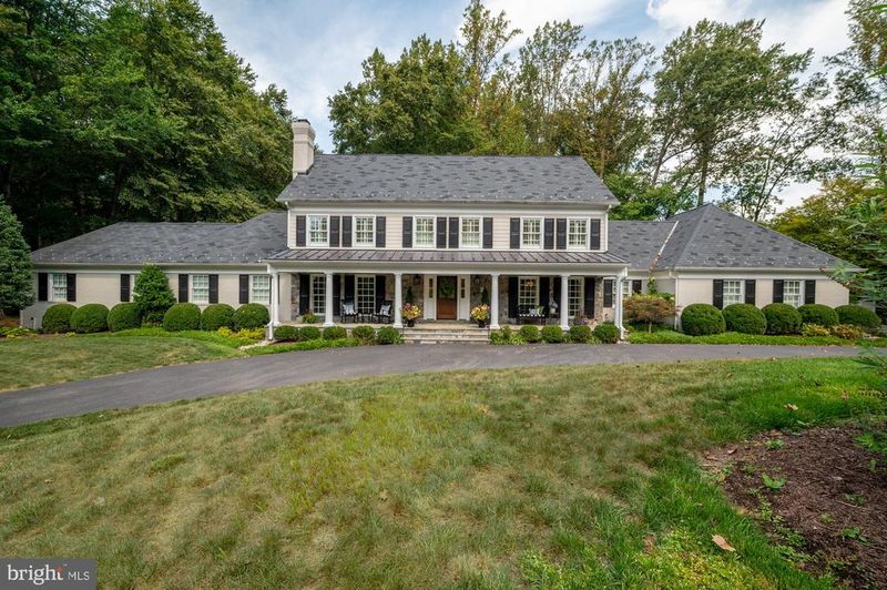 9921 New London Dr, Potomac, MD 20854