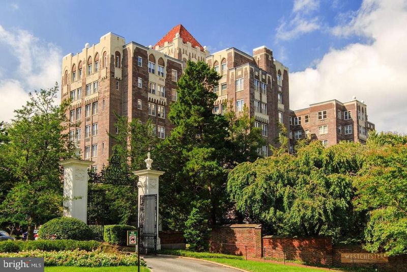 4000 Cathedral Ave NW #208B, Washington, DC 20016