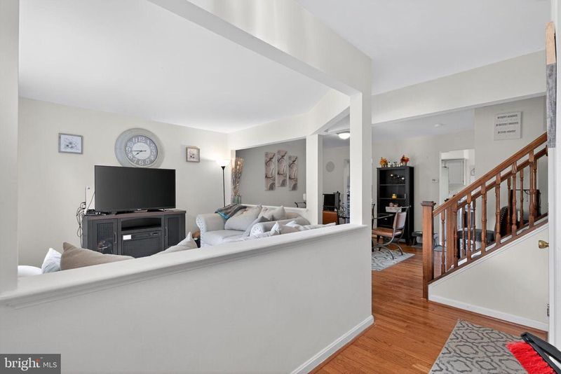2421 Dunmore Ct, Frederick, MD 21702