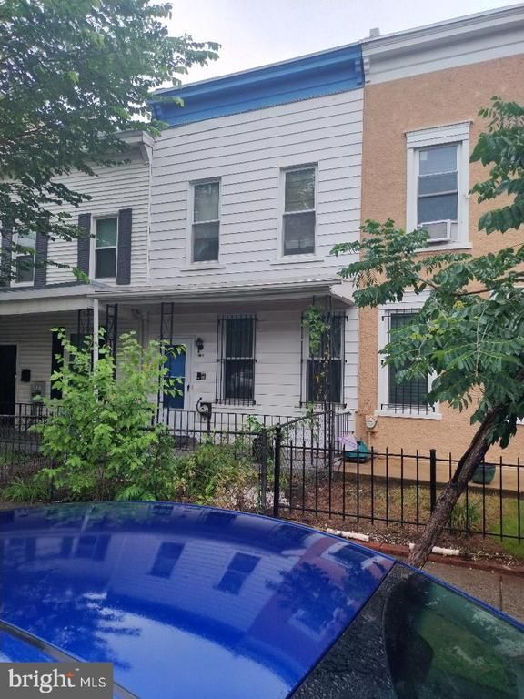 1718 Independence Ave SE, Washington, DC 20003