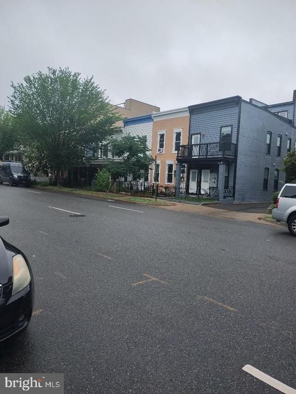 1718 Independence Ave SE, Washington, DC 20003