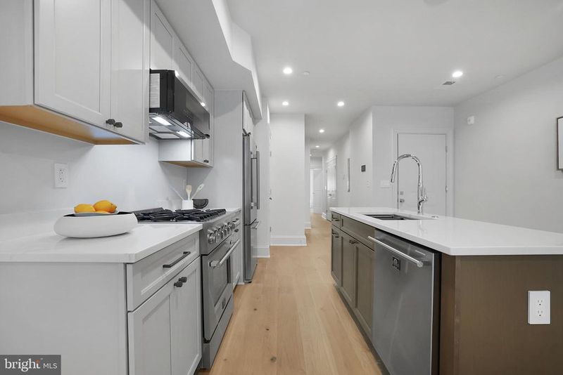 1335 11th St NW #101, Washington, DC 20001