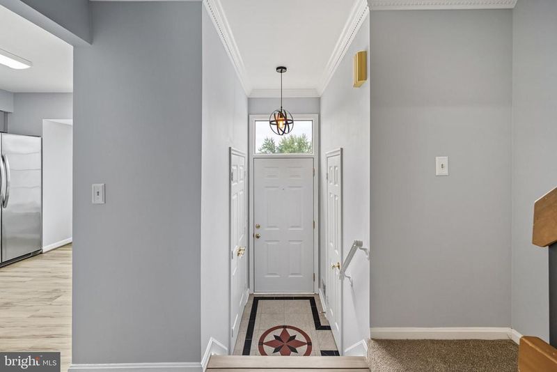 3320 Buckeye Ln, Fairfax, VA 22033