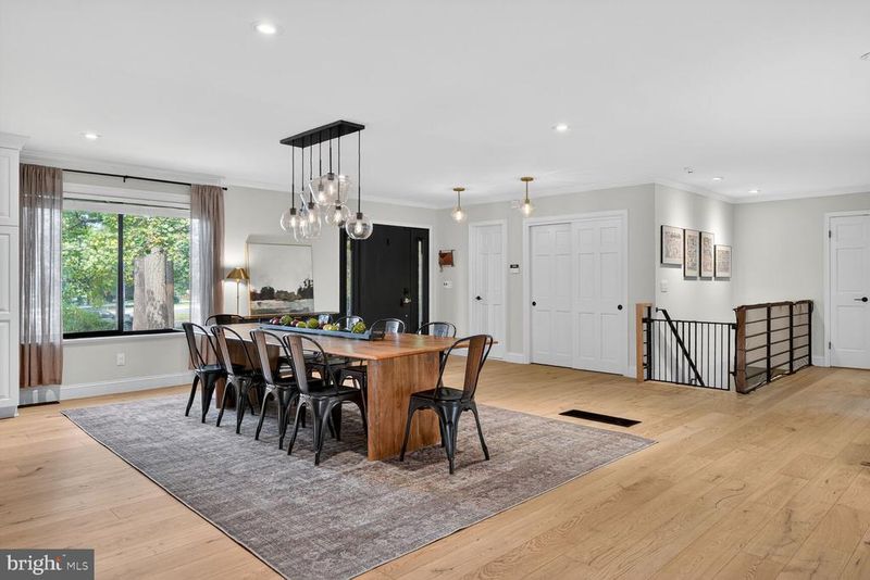 4704 Norbeck Rd, Rockville, MD 20853