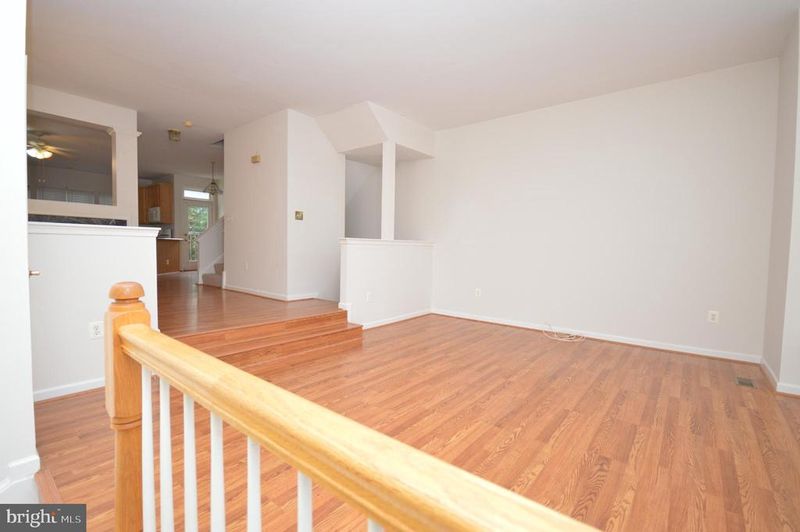 6723 Applemint Ln, Alexandria, VA 22310
