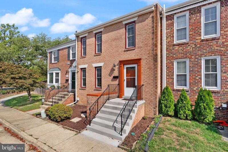 5443 Richenbacher Ave, Alexandria, VA 22304
