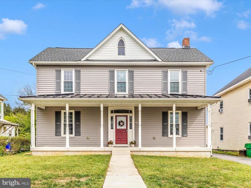 36 Maple Ave, Walkersville, MD 21793