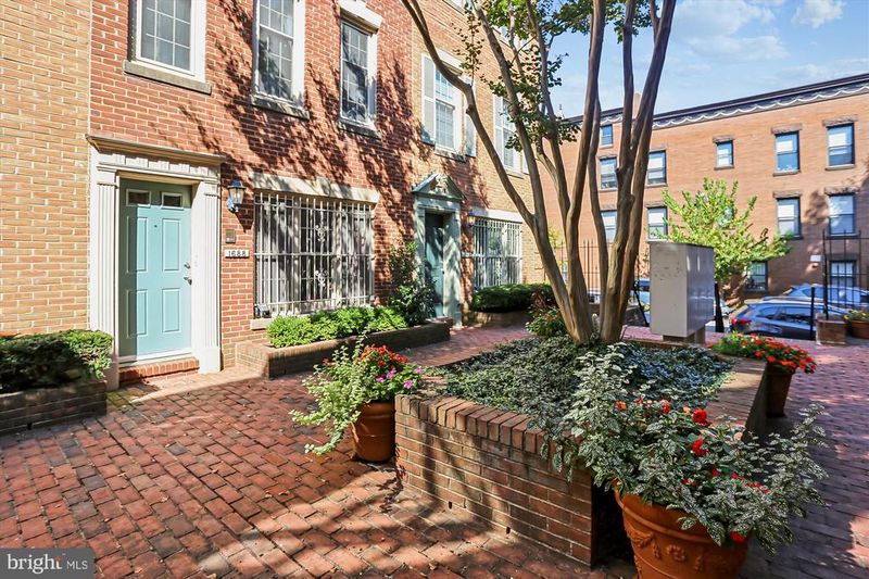 1690 Euclid St NW #A, Washington, DC 20009