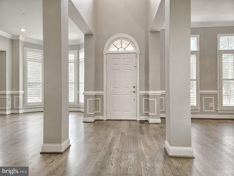 12748 Lady Somerset Ln, Fairfax, VA 22033