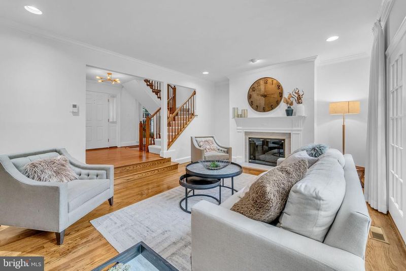 7204 Evans Mill Rd, Mclean, VA 22101