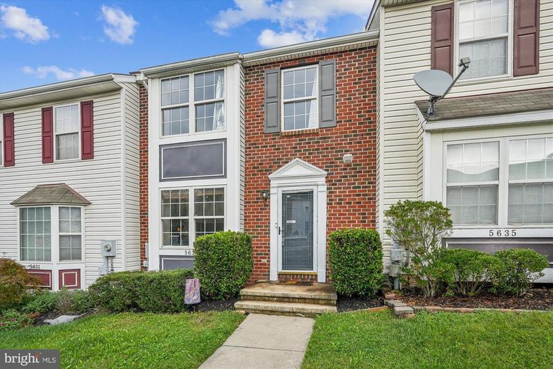 5633 Tessie Ct, New Market, MD 21774