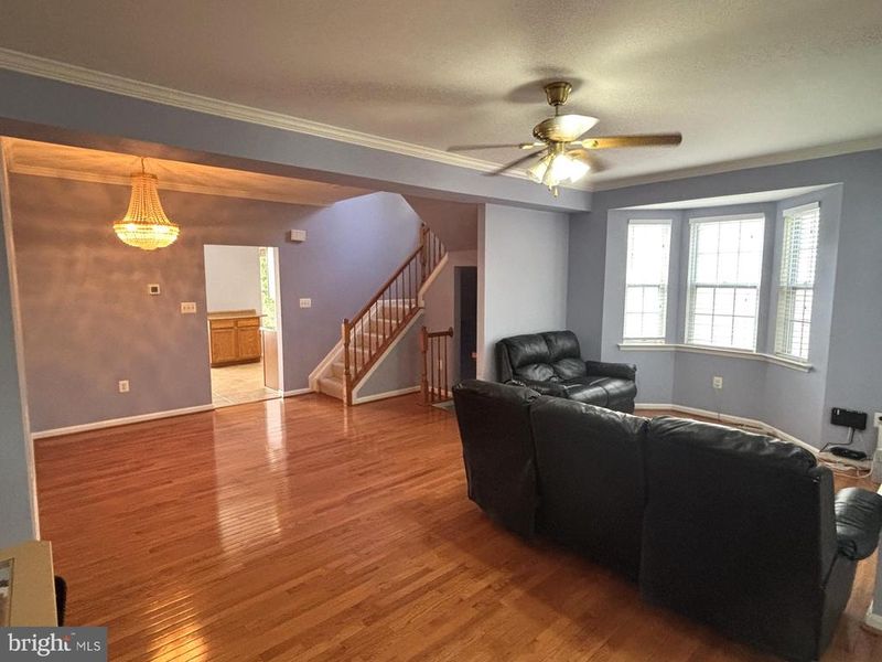 20467 Blue Heron Ter, Sterling, VA 20165