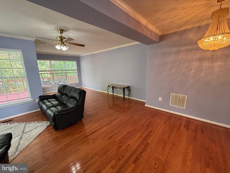 20467 Blue Heron Ter, Sterling, VA 20165