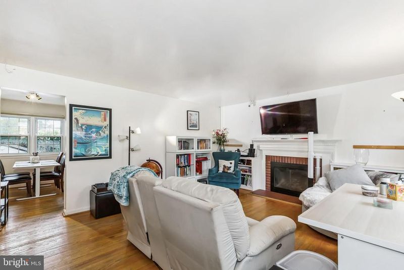 10611 Orchard St, Fairfax, VA 22030