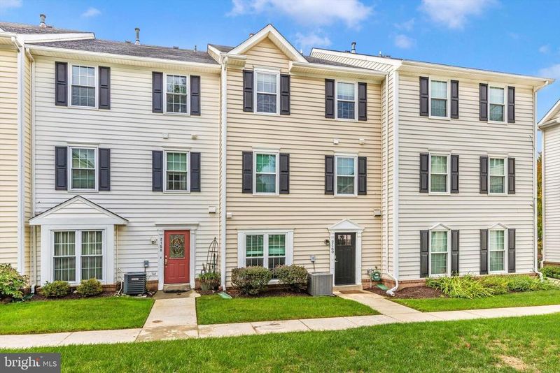 2160 Bristol Dr #4, Frederick, MD 21702