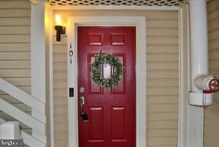 240 S Reynolds St #101, Alexandria, VA 22304