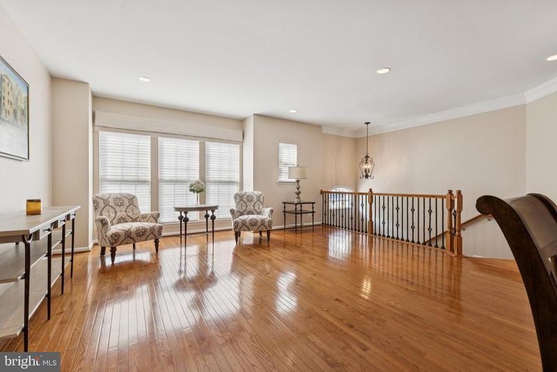 42764 Keiller Ter, Ashburn, VA 20147