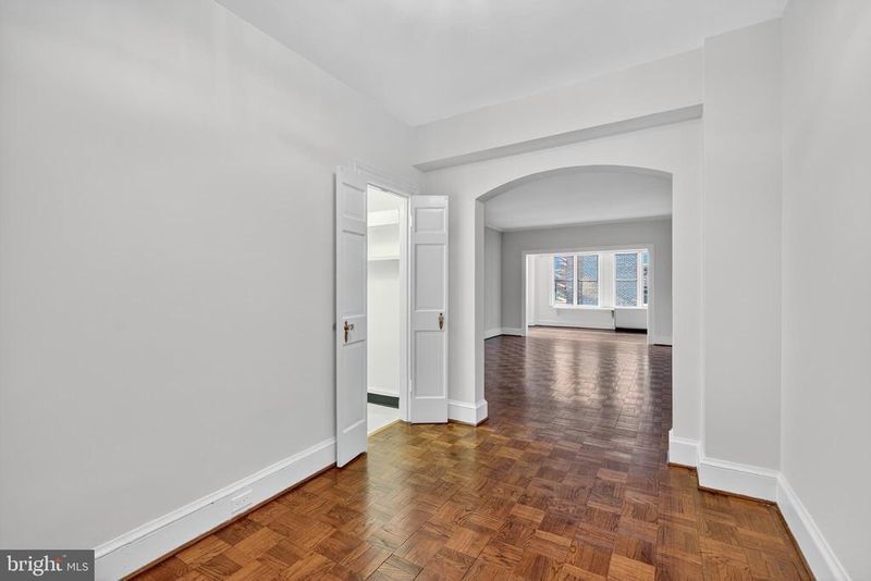 4000 Cathedral Ave NW #208B, Washington, DC 20016
