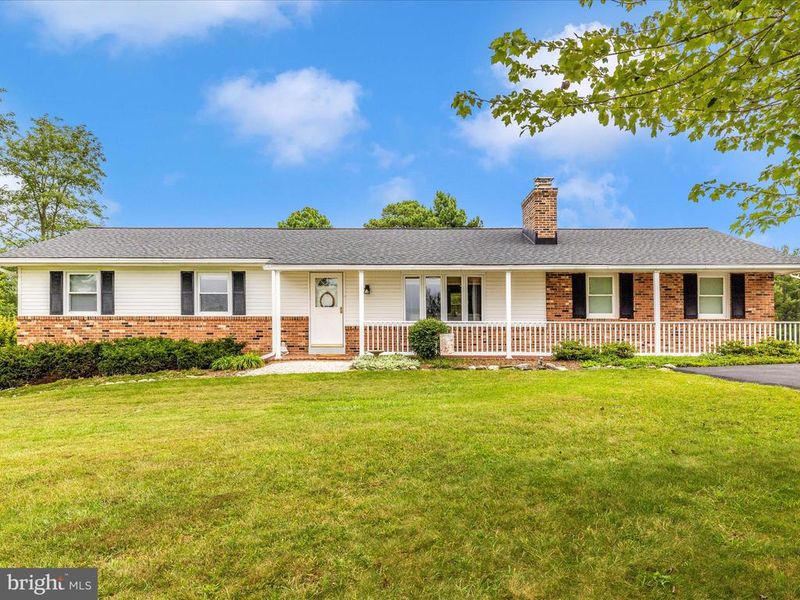 12396 Lee Hill Dr, Monrovia, MD 21770