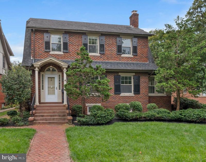 328 W College Ter, Frederick, MD 21701