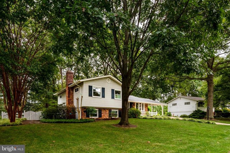 16223 Gales St, Laurel, MD 20707