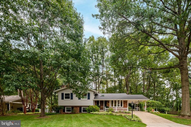 16223 Gales St, Laurel, MD 20707