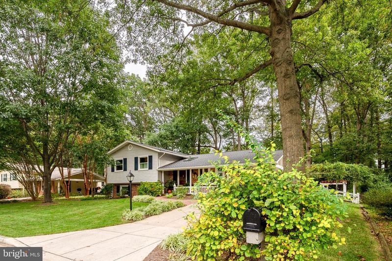 16223 Gales St, Laurel, MD 20707