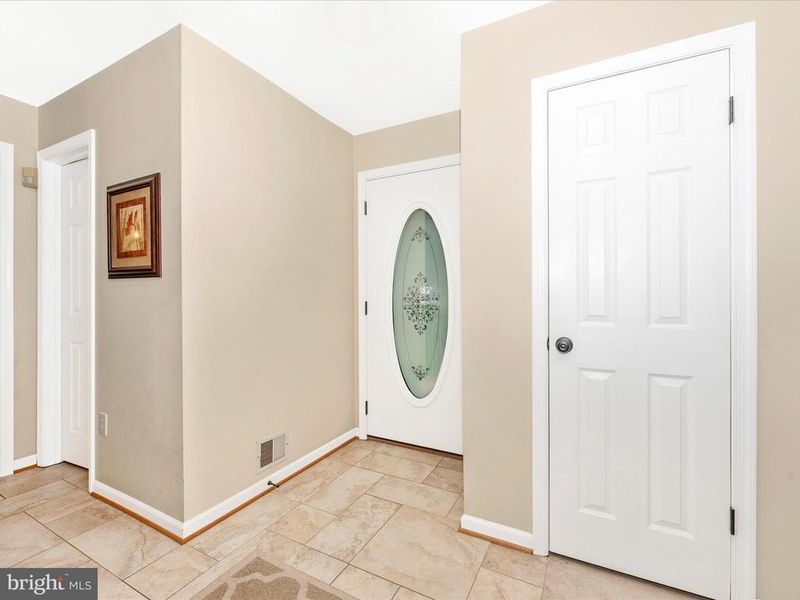 3315 Sharp Ct, Glenwood, MD 21738