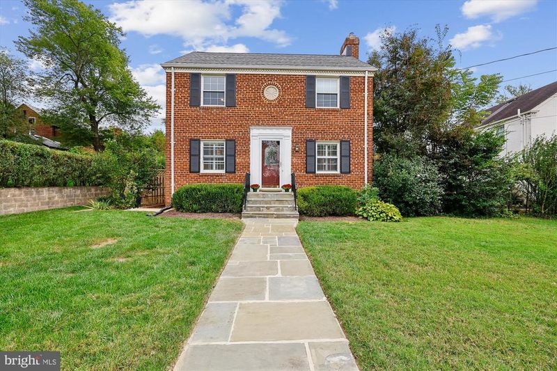 10003 Reddick Dr, Silver Spring, MD 20901