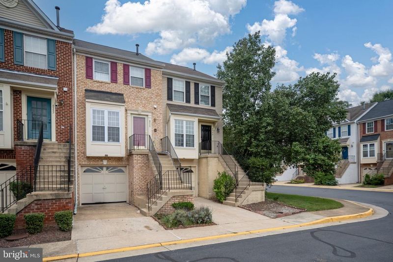 8548 Towne Manor Ct, Alexandria, VA 22309