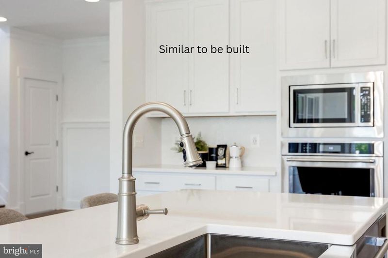 5835 Fitzhugh St, Burke, VA 22015