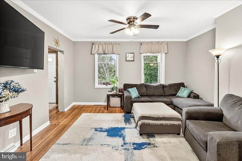 216 7th Ave, Brunswick, MD 21716