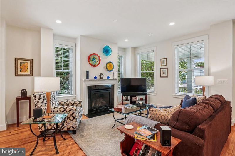 728 Richmond Ave, Silver Spring, MD 20910