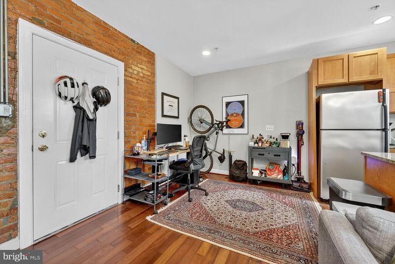 5405 9th St NW #107, Washington, DC 20011