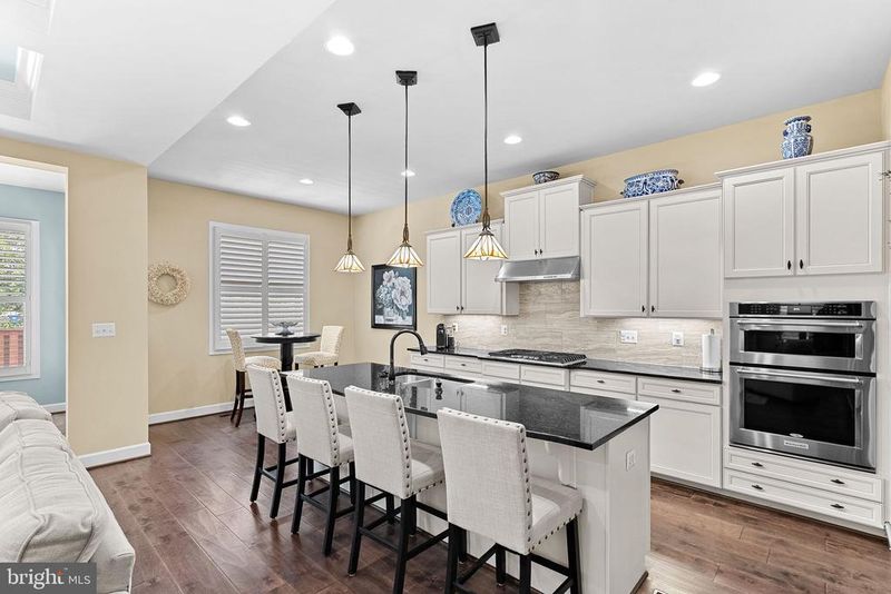 42584 Dreamweaver Dr, Brambleton, VA 20148