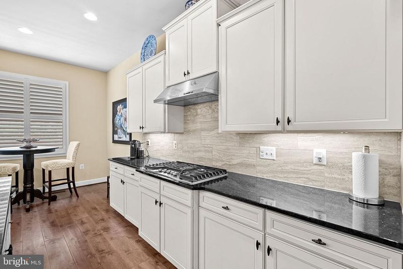 42584 Dreamweaver Dr, Brambleton, VA 20148