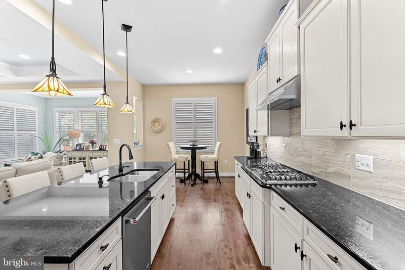42584 Dreamweaver Dr, Brambleton, VA 20148