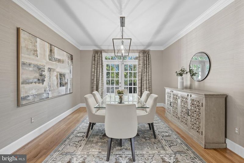 2911 Eddington Ter, Alexandria, VA 22302