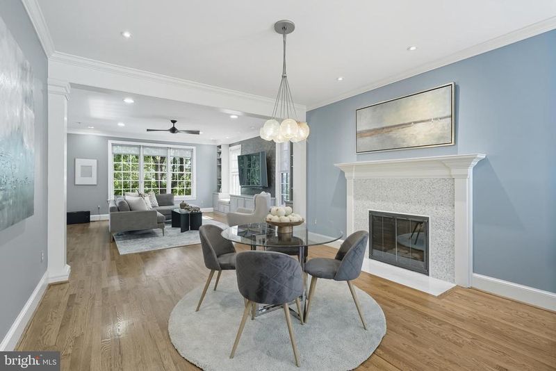 2911 Eddington Ter, Alexandria, VA 22302